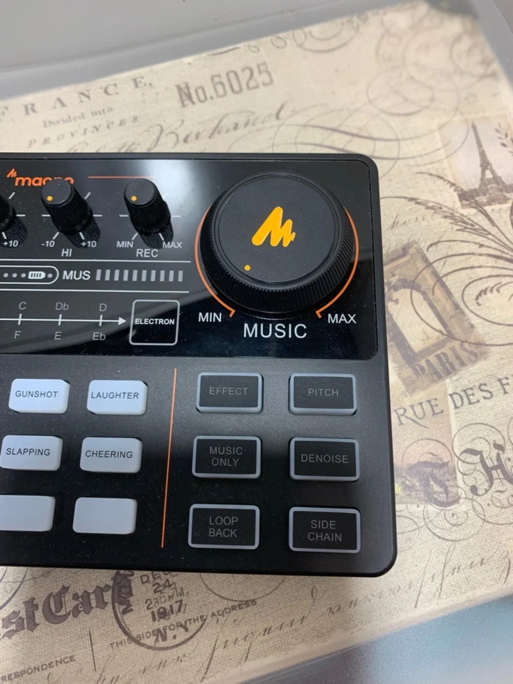 Maono Maonocaster Lite AU-AM200 Podcast Console
